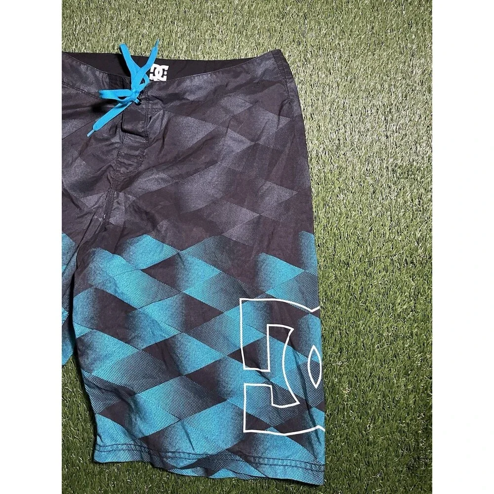 DC Board Shorts Y2K Black Blue Geometric Men's 36 Drawstring Back Pocket